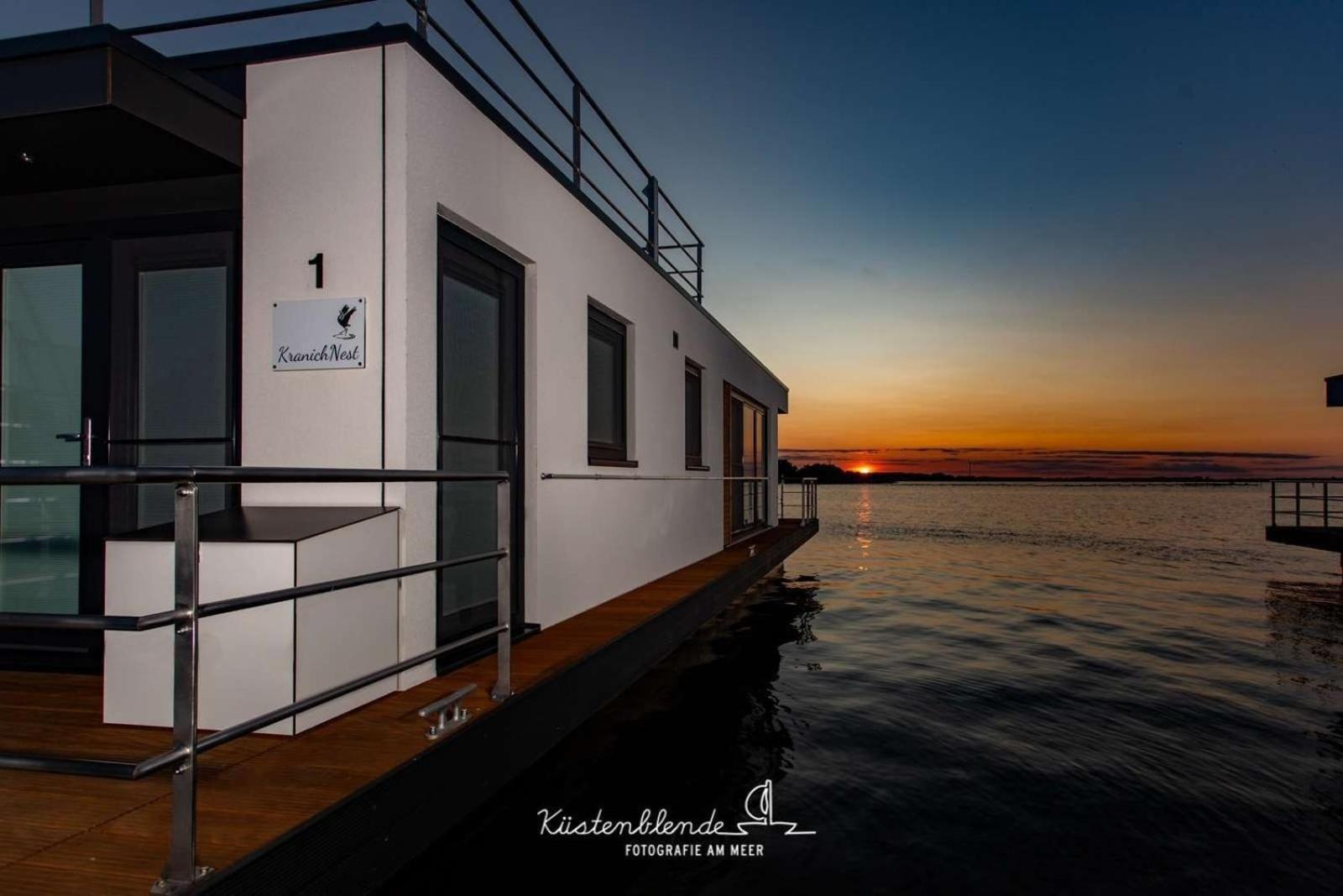 Hausboot Kranichnest Ribnitz-Damgarten Exterior foto